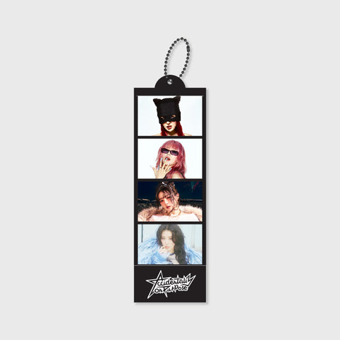 SEULGI 'Accidentally On Purpose - The 2nd Mini Album' MD (4 CUT PHOTO KEYRING SET)