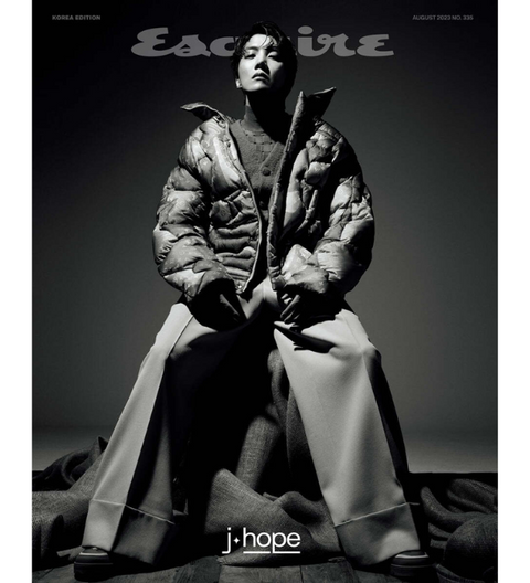 ESQUIRE 2023.08 X BTS J-HOPE (A TYPE)