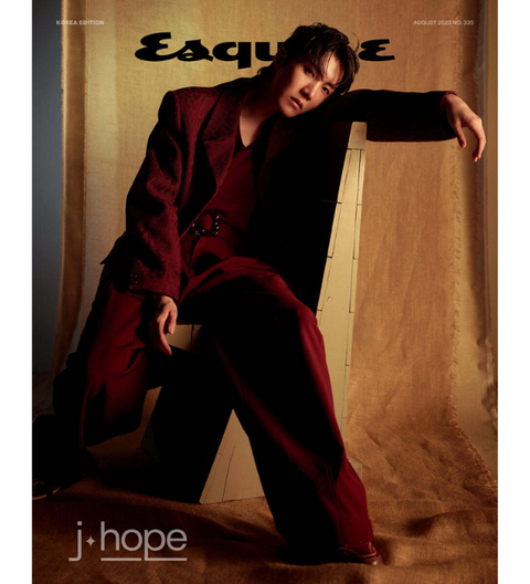 ESQUIRE 2023.08 X BTS J-HOPE (B TYPE)