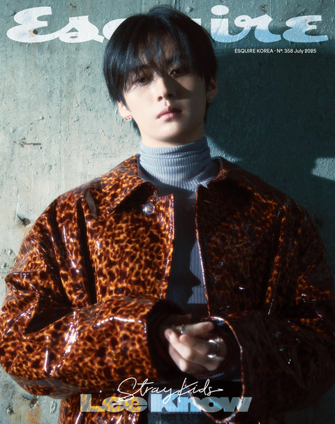 [PRE-ORDER] ESQUIRE 2025.08 x LEE KNOW A TYPE