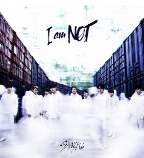 Stray Kids - Mini Album Vol.1 [I am NOT] (Random Ver.)